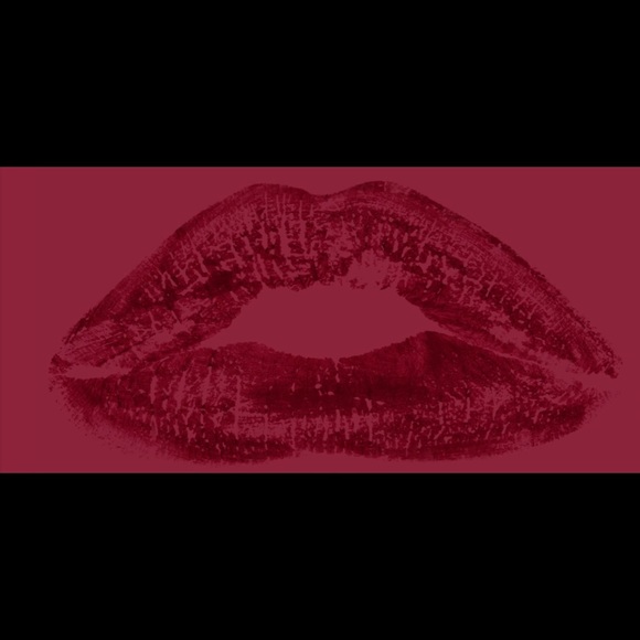 Meet your Posher, Stefanee - Picture 1 of 1